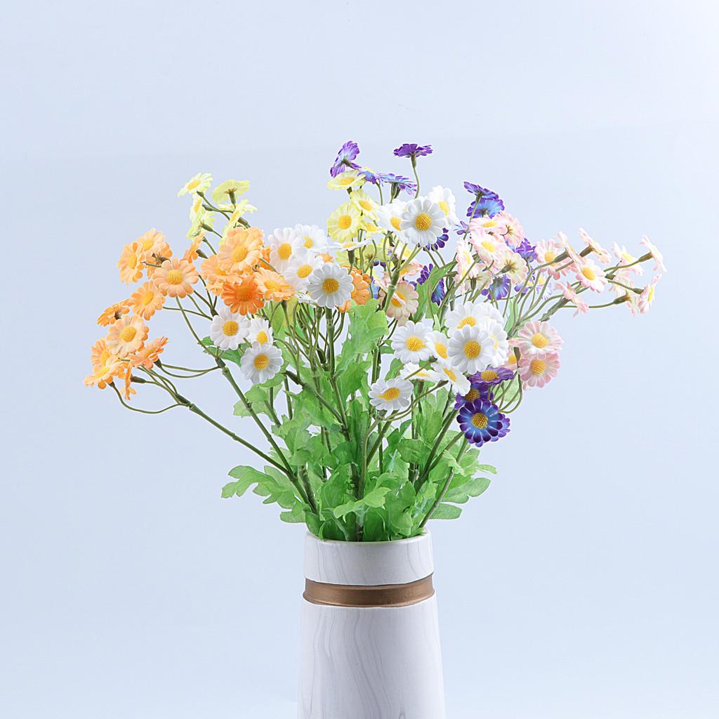 White Faux Daisy Mimic Flower For Photography Props And Event Decor