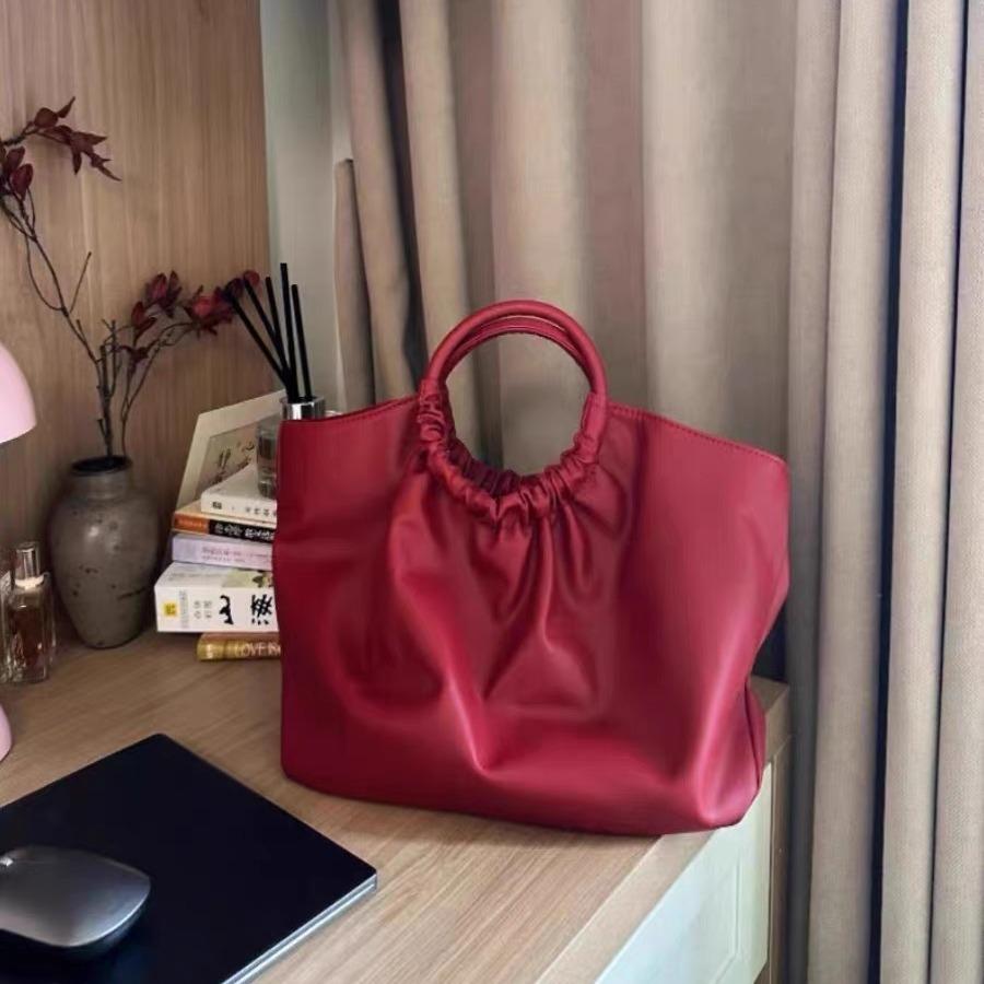 Корейская версия складной сумки Cloud Bag Красная свадебная сумка большой вместимости Невеста Свадебная сумка Универсальная сумка через плечо на одно плечо