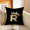 Черная наволочка с принтом золотой короны и букв, мультяшный подарок, наволочка для подушки, декор для спальни, дома, дивана, кресла, сиденья