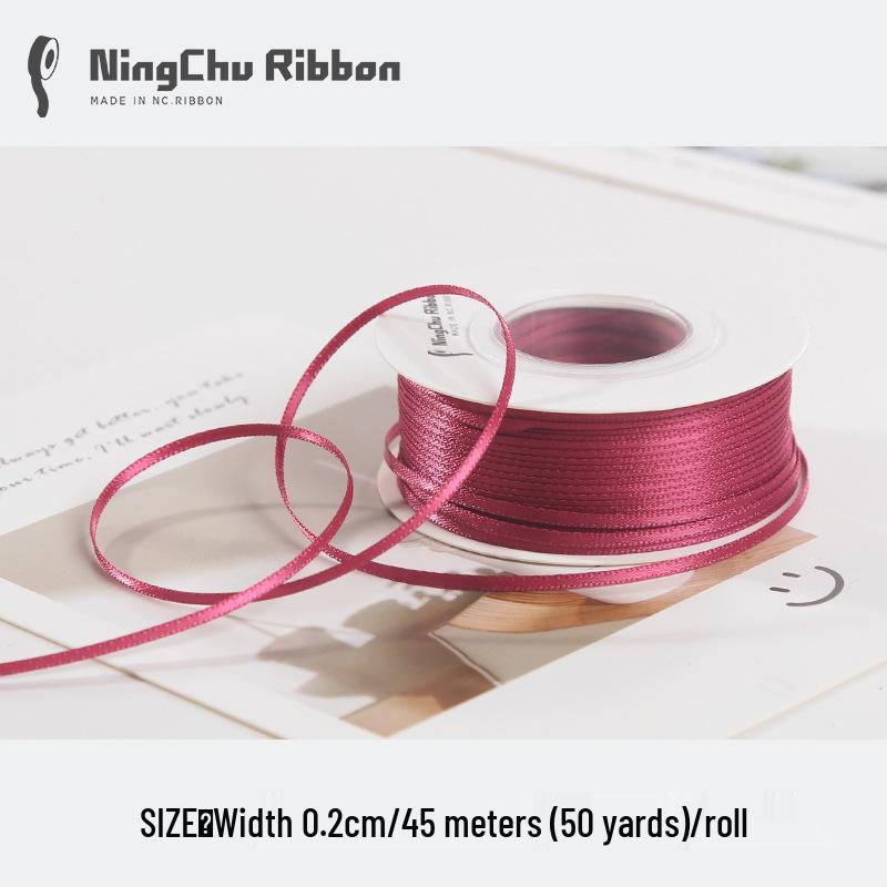 Двусторонняя атласная лента 2 мм для закладки, свадебных бантов и подарочной упаковки