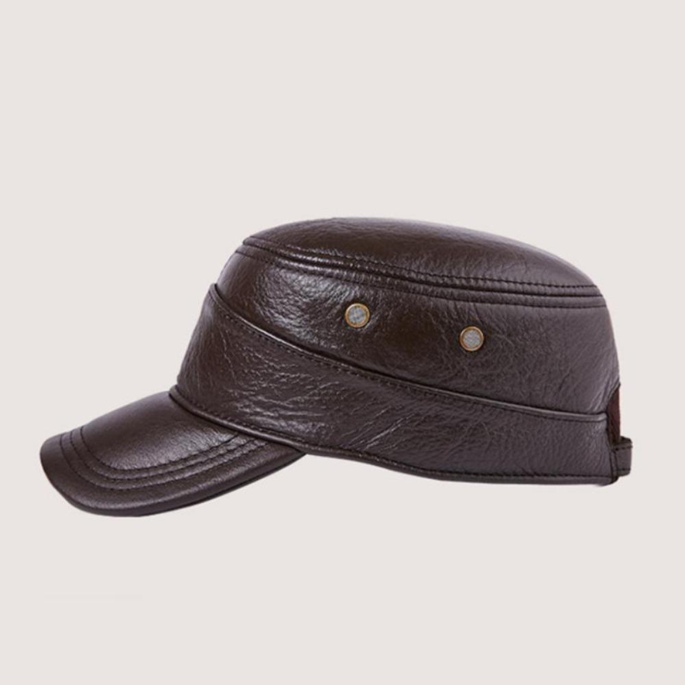 Кожаная бейсболка. Первый слой. Кепка из коровьей кожи с плоским верхом. Теплые уши осенью и зимой.