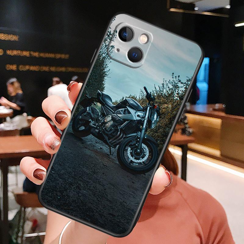 Fashion Motorcycle Man Phone Case For iPhone 16 Pro Max 15 14 13 11 12 Pro Max Plus 12 13 Mini XR 16e Funda Cover