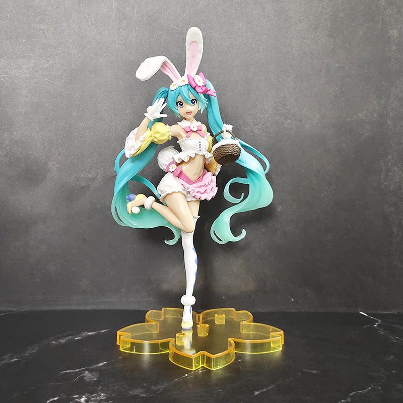 High-Quality Sakura Hatsune Miku PVC Doll with Decorative Chassis Ornaments