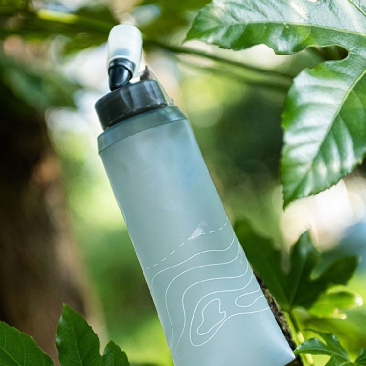 Soft Flask Running Bottles Portable Handheld Soft Folding Water Bottle Running Flask for Sports Hiking Hydrations Pack