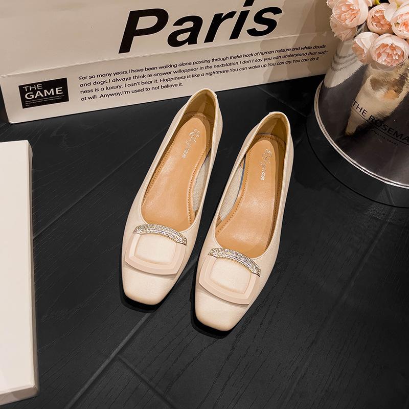 Thick heel light mouth single shoes 2025 new spring and autumn low heels French soft leather square head not tired feet high heels women's black