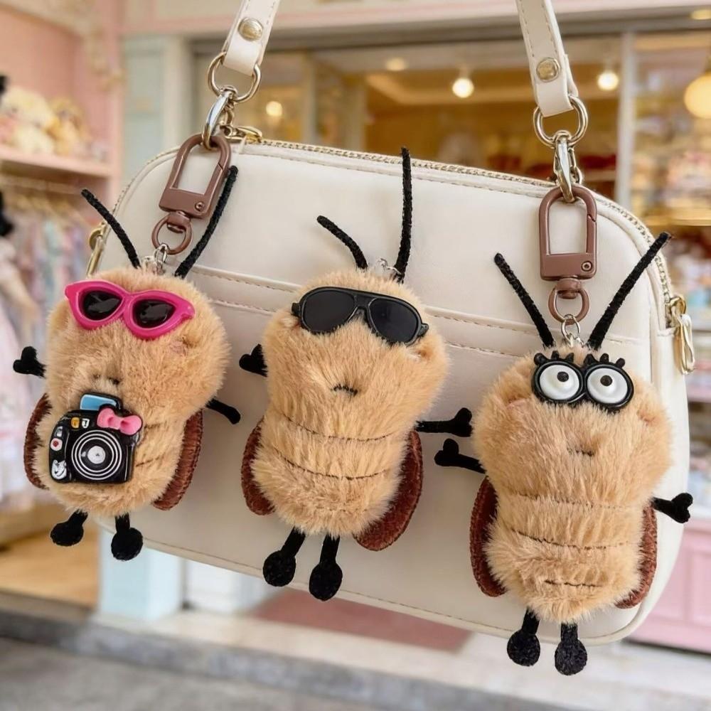 Ornaments Plush Cockroach Pendant Bag Hanging Car Key Ring Cockroach Keychain Backpack Accessory