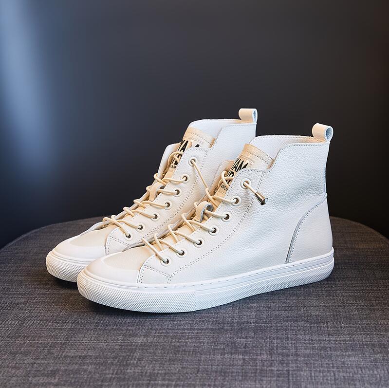 2024 Высококачественные туфли из коровьей кожи Женская обувь Повседневные кроссовки Трендовые ботинки Модные туфли на плоской подошве Черные белые красные ботинки