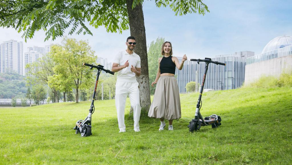 KuKirin A1 800W E-Scooter, High Speed 45km/h, 3 Speed Modes, Cruise Control, LED Display, Foldable Frame, Strong Steel Material