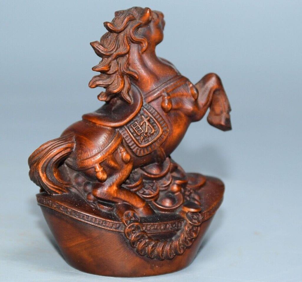 China Natural Boxwood Wood Carved Exquisite Horse Statue Figurines Ornament Art