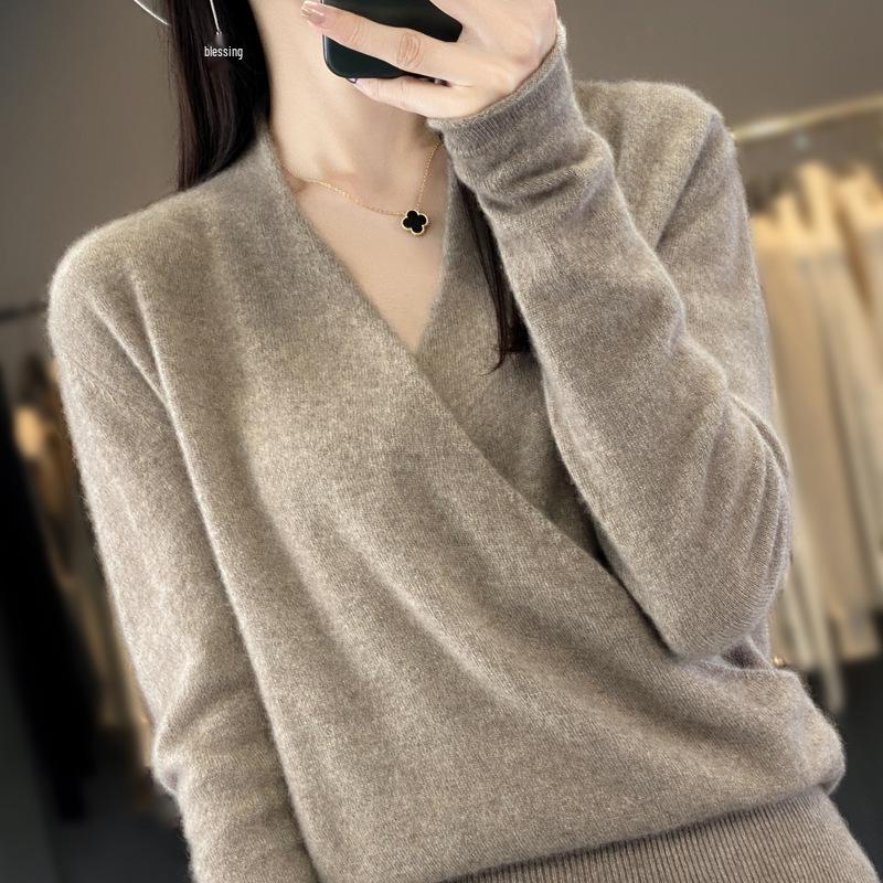 Autumn/Winter Women's Slim-Fit V-Neck Pure Wool Kimono Sweater Pullover