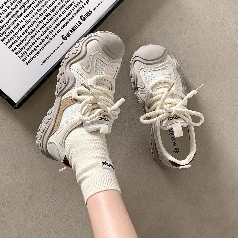 Круглый носок показывает маленькие и высокие кроссовки на толстой подошве для женщин 2025 новая летняя легкая и дышащая уродливая милая спортивная обувь