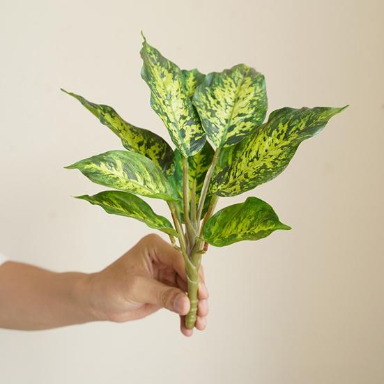 Реалистичное искусственное растение Легкий уход Не вянет Украшает сад Свадьба Искусственная зелень