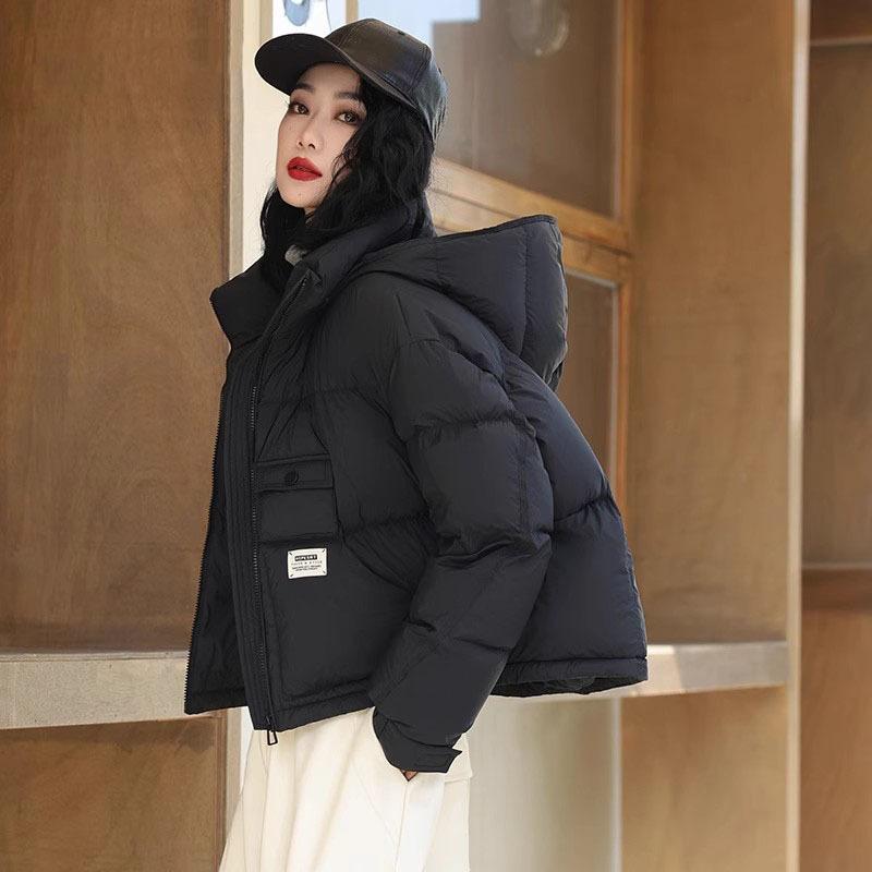 Hooded down bread clothes women's 2024 winter fashion design sense pockets thickened warm white duck down casual jacket