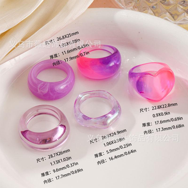 Набор из пяти цветных неправильных круглых колец из смолы и акрила для женщин - Минималистичный нишевый дизайн