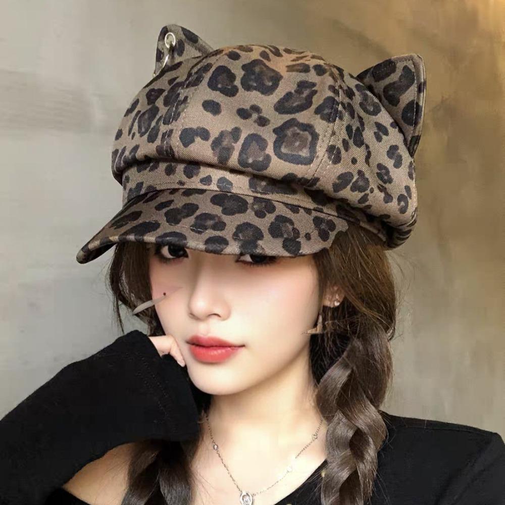 Retro Style Cat Ears Cap Octagonal Shape Leopard Print Cat Ear Berets Warm Material Cat Ear Design Newsboy Cap Spring and Autumn
