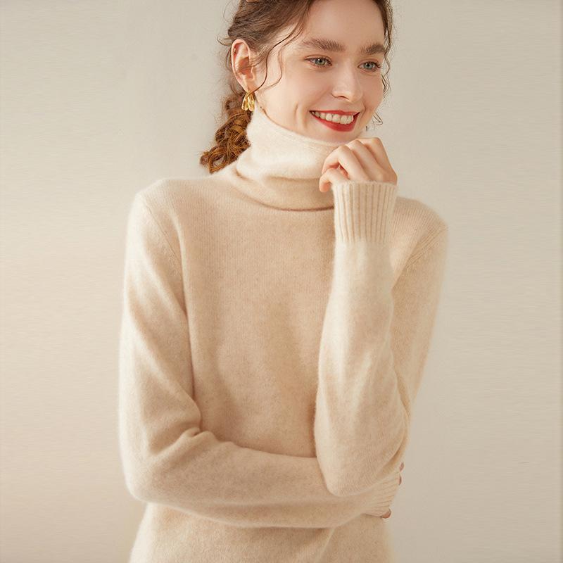 Cashmere Stack Collar Sweater: 2025 Autumn/Winter Women's Loose Slimming Korean Style Pullover Base Layer.