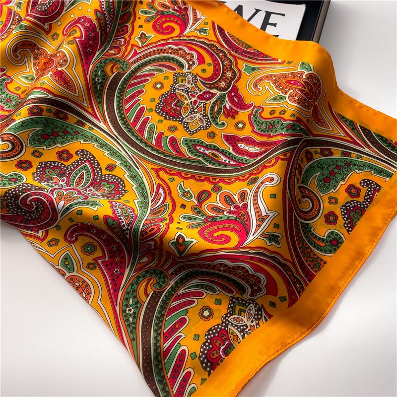 27.6in Vintage Paisley Print Square Scarf Multicolor Pattern Bandana Elegant Thin Sunscreen Head Wrap