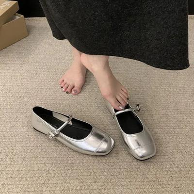 Новые серебристые туфли-балетки Мэри Джейн 2025 - с мелким вырезом, одинарным ремешком и подкладкой из мягкой кожи, комфорт на весь день для лета