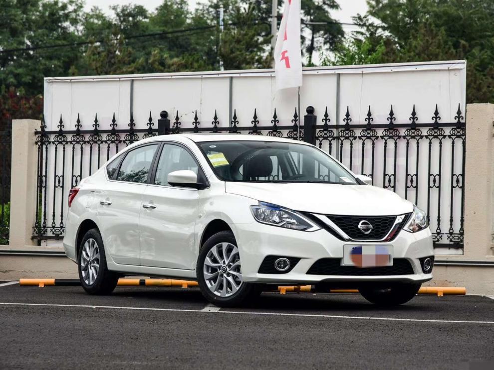 Nissan Sylphy Classic 19-21 Накладка на фару Прозрачный абажур Маска