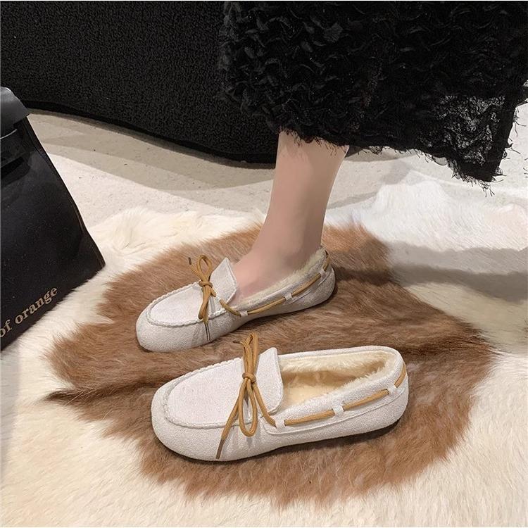 Туфли дуду женские осенне-зимние бархатные 2025 новые меховые цельные универсальные на плоской подошве с толстой подошвой на одном педале волосатые женские туфли