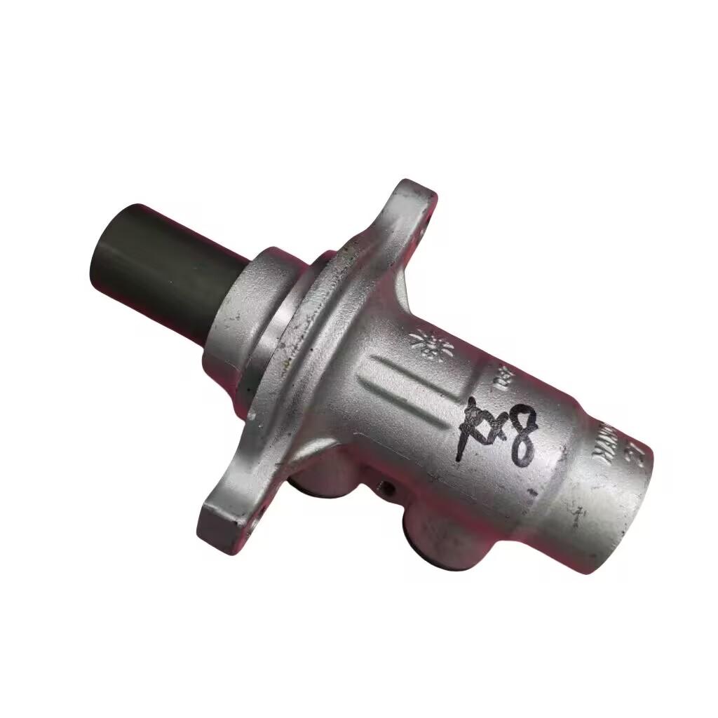 10429144 Brake Master Cylinder Assembly for SAIC MG RX8 Brake Pump Master Cylinder