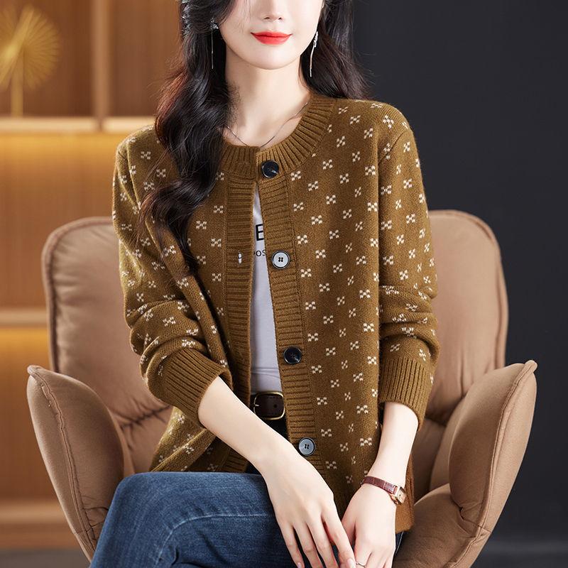 Весна и осень Новый кардиган с круглым вырезом и пуговицами Жаккардовый вязаный кардиган Пальто Свободный свитер Пальто