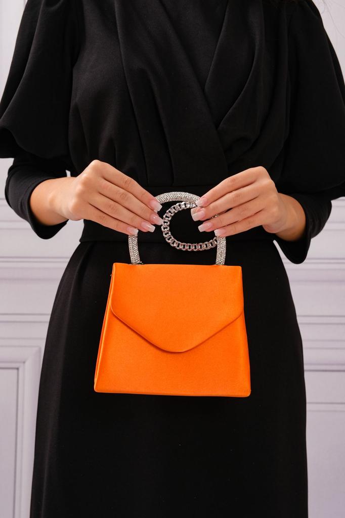 Women's Stylish and Useful Evening Dress Bag Women's Nude Satin Evening Dress Shoulder Bag with Stone Holding Detail