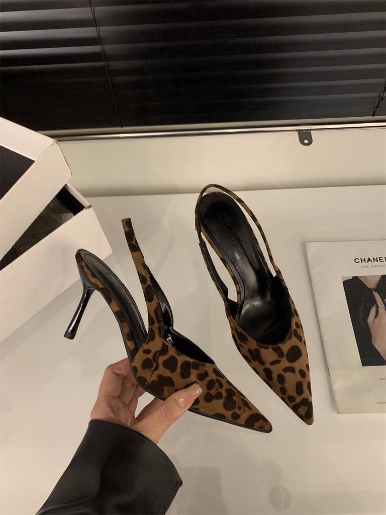 Нишевые французские туфли на высоком каблуке с леопардовым принтом, сумка, сандалии с головкой, туфельки феи, новинка 2025, весенне-летние замшевые остроносые туфли-лодочки