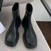 2025 Осень/Зима Новая Мода Плоская Круглый Носок Вставка Задняя Молния Толстая Подошва Противоскользящие Повседневные Теплые Женские Короткие Ботинки