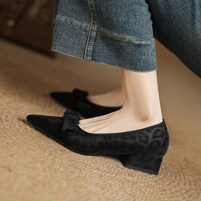 Женские туфли-лодочки на низком каблуке с острым носком, на одной педали, повседневные, большого размера, новые, с леопардовым принтом