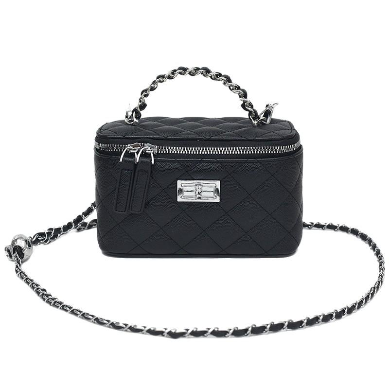 Large-capacity bag 2026 spring simple Korean versatile single shoulder crossbody diamond chain small square bag Korean niche