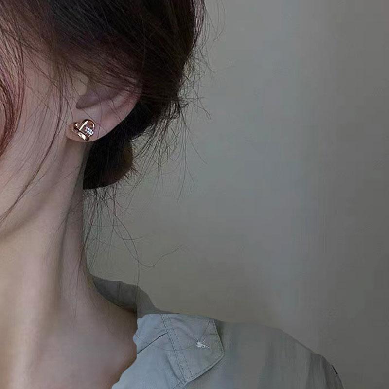 Exquisite 14k Real Gold Plating Micro Earrings Luxury Charm Heart 2023 Tassel Girls Feminia Earring Accessories Wedding Pendant