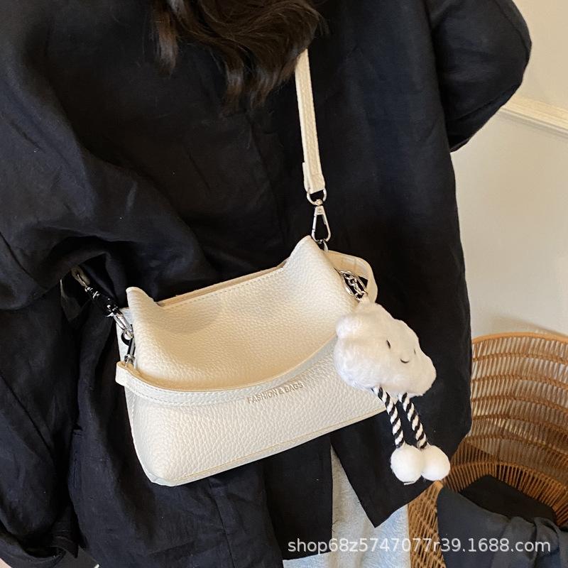 Korean Version of Fashion Bucket Bag 2025 New Trend Versatile Women Crossbody Niche Popular Super Fire Shoulder Bag