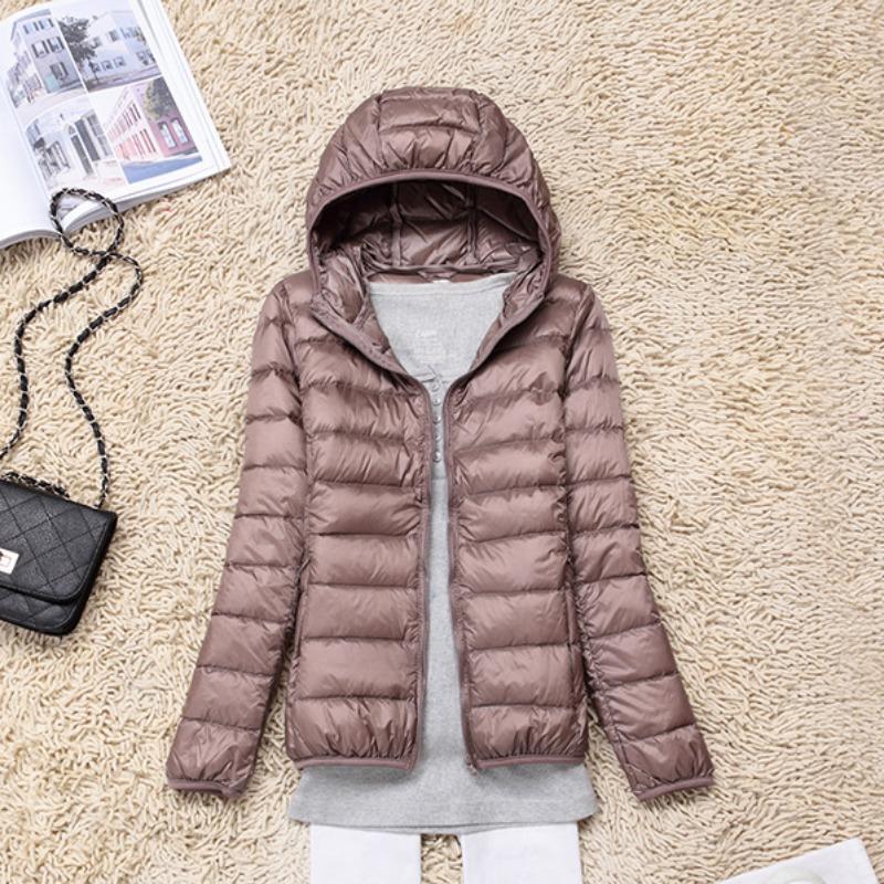 Winter Womens White Lightweight Hooded Puffer Jacket Daily Wear