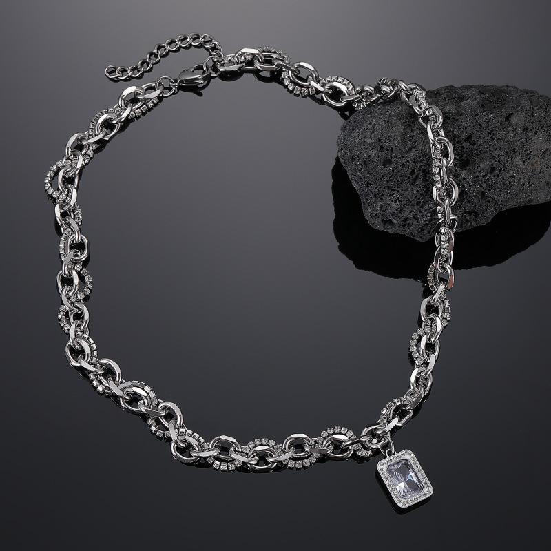 Cool Style Ice Sugar Gem Sweater Necklace High-End Sweater Chain Titanium Hip-Hop Clavicle Chain for Men Women