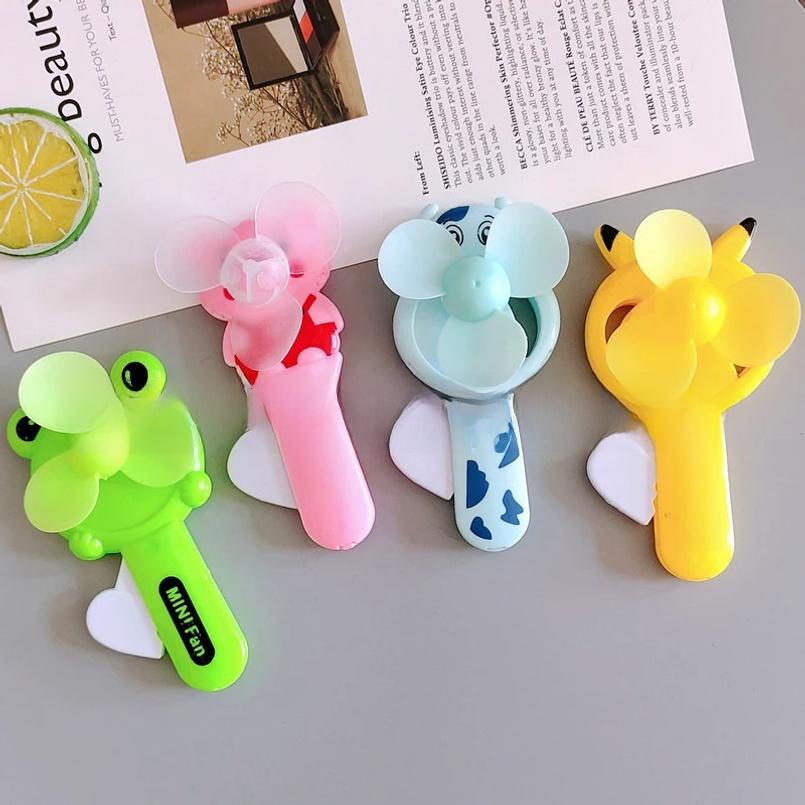 1 Pieces Random Style Cute Cartoon Animal Mini Plastic Handheld Fan Student Children Outdoor Portable Hand Press Manual Fan