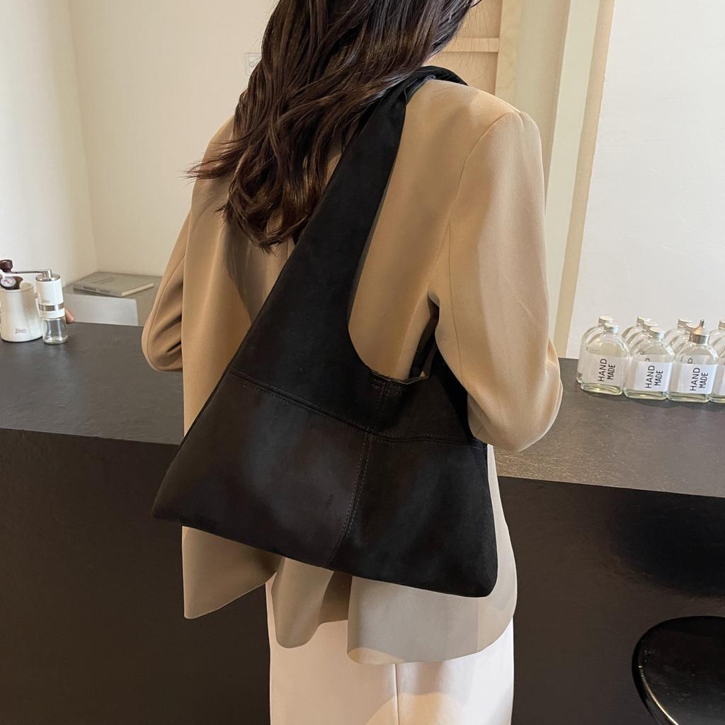 Сумка-тоут из матовой замши в стиле ретро для женщин, новая модная осенняя сумка-тоут для поездок на работу и обратно, универсальная сумка через плечо высокого класса