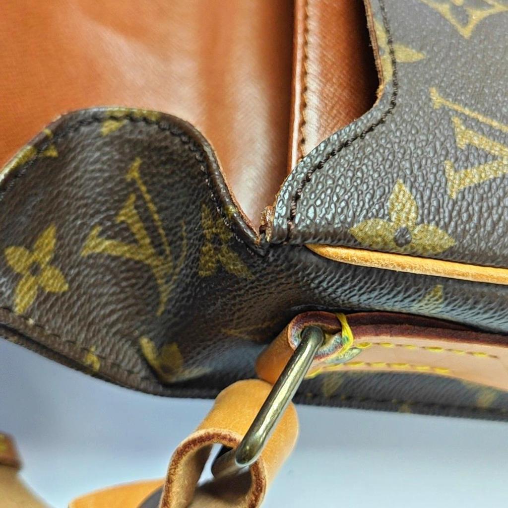 [Б/У] Cartouchiere MM Monogram Canvas Регулируемый плечевой ремень Сумка через плечо Средняя - В хорошем состоянии #11A3BOD