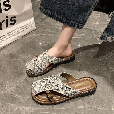 Туфли на низком каблуке для женщин Уличные сандалии Оригинальные повседневные шлепанцы Шикарные и элегантные шлепки 39 Обувь Оптовая цена Женские тапочки