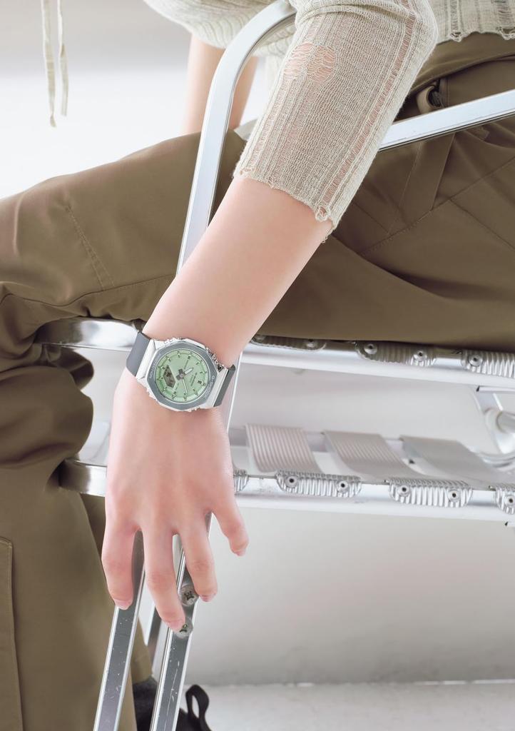 Часы Casio G-Shock GM-S2110-3AJF Женские Черные, С металлическим покрытием, Изготовлены из биомассы, Аутентичный японский продукт