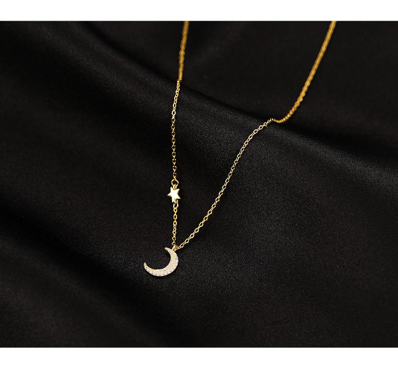 Banyan Tree S925 Silver Star & Moon Clavicle Necklace - Korean Niche Design with Diamond Accent