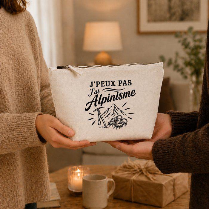 Trousse Beige J’peux pas j’ai Alpinisme J'peux pas minimaliste | Trousse de Toilette en Coton 3 L avec Zip Métal et Fond Plat