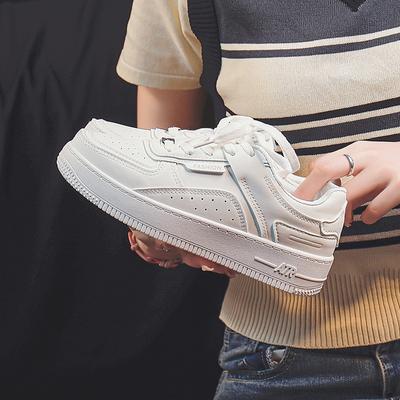 Летние белые туфли для женщин, студенческие модные туфли с толстой подошвой, увеличивающие рост, дышащие повседневные туфли для уличной стрельбы, скейтбординга