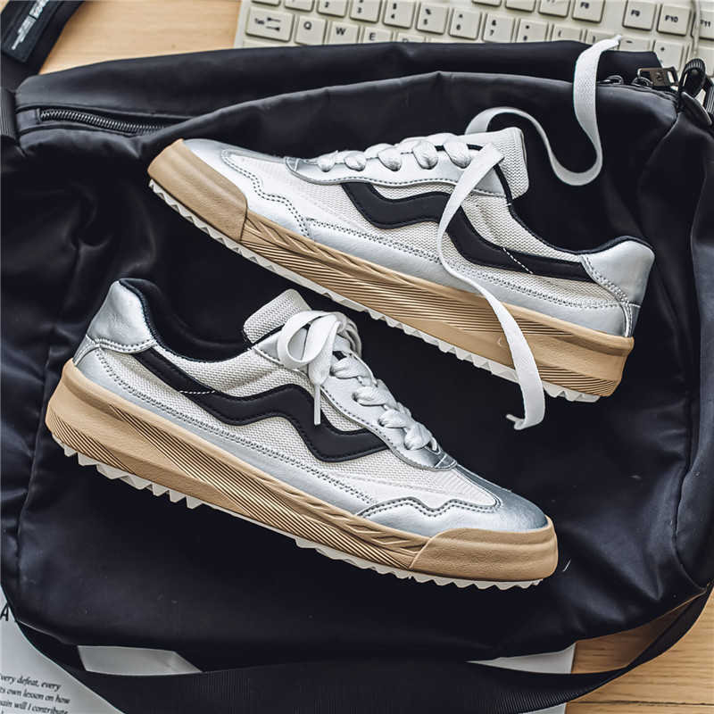 Fashion Non-slip Sole Strapless Men's Luxury Brand Sneakers Mules Men's Vintage Boot Ergonomic Shoes Sports Interesting