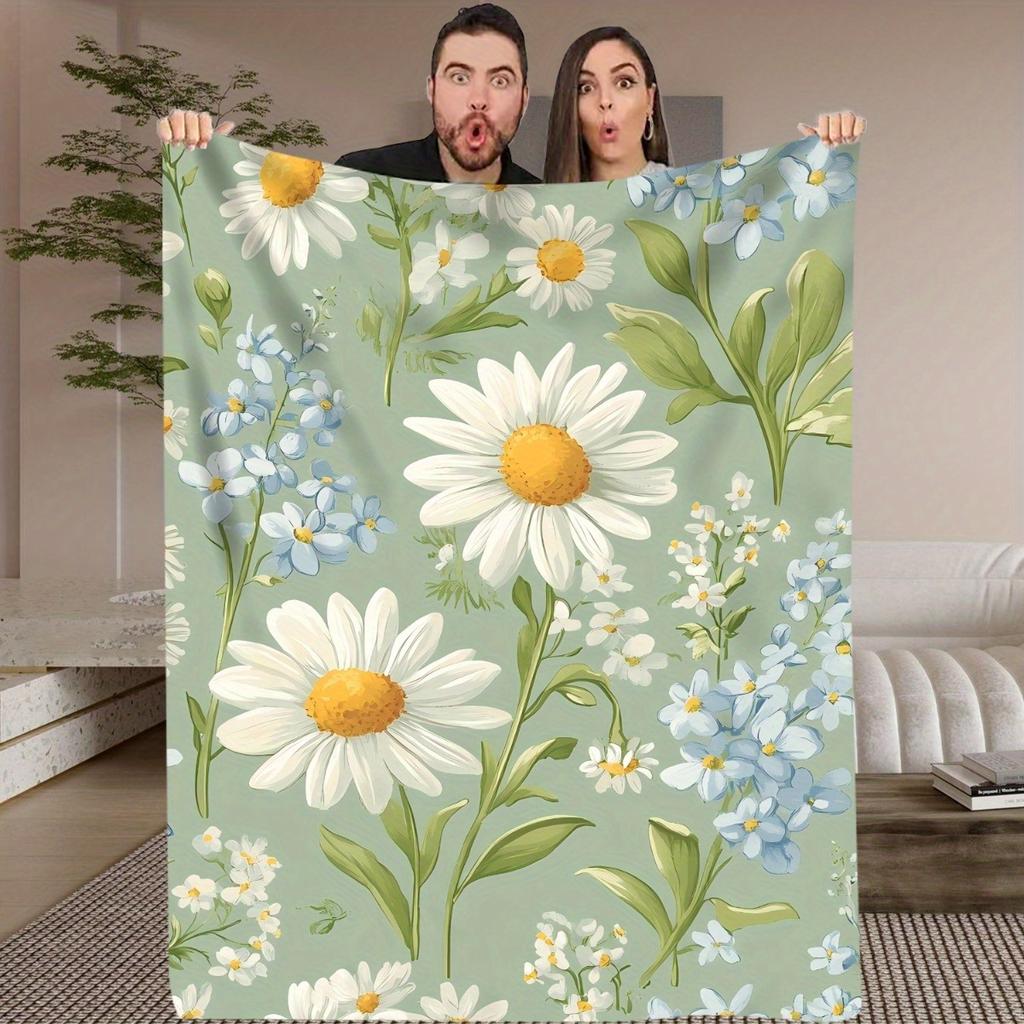 1pc Daisy & Blue Flower Digital Printed Throw Blanket - Soft, Warm All-Season Flannel, Contemporary Style, Ideal for Home, Bedro