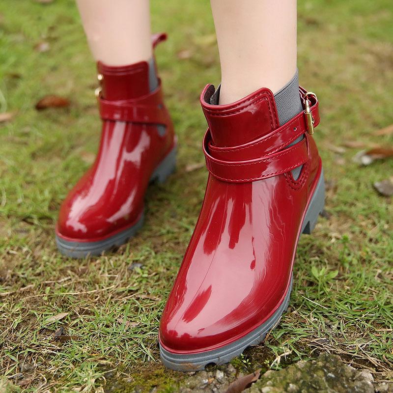 Women Fashion Rain Boots Pointed Toe Female Boots Rubber Shoes Ladies Rain Boots Casual Solid Boots