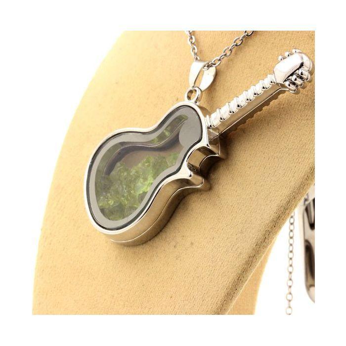Pierres et Minéraux. Collier Péridot brut. Modèle guitare.