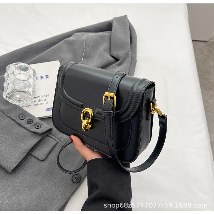 Retro fashion small bag women's 2025 autumn/winter new simple texture small square bag fashion niche Korean shoulder bag