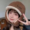 Женская осенне-зимняя утолщенная шерстяная кепка из ягненка в корейском стиле, милая велосипедная кепка с защитой от холода, теплая ветрозащитная шапка с наушниками, шапка с вышивкой букв
