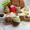 Забавные плюшевые куклы-подвески в виде еды: Фигурки торта и сэндвича в качестве подарков на день рождения.